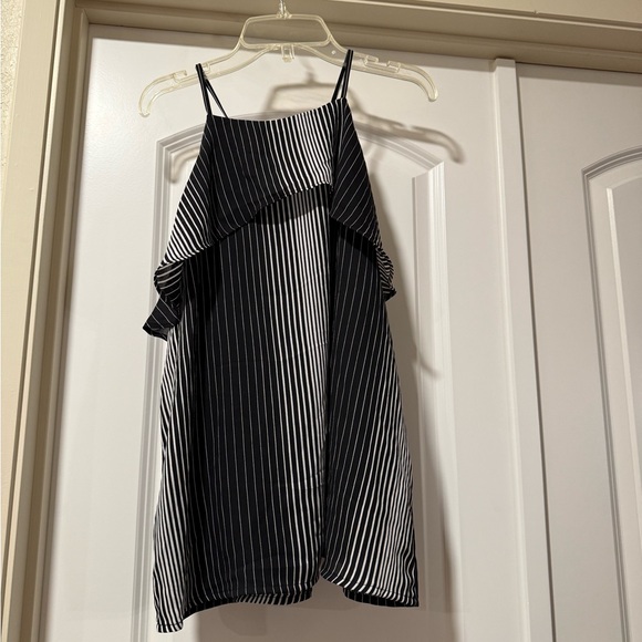 Ann Taylor Black and White Striped Top - Picture 1 of 2